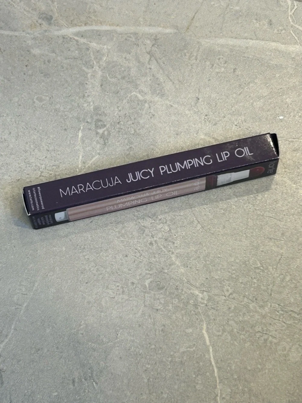 NEW Tarte Maracuja Juicy Plumping Lip Oil - Plum